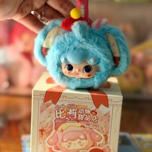 Blue Plush baby billie